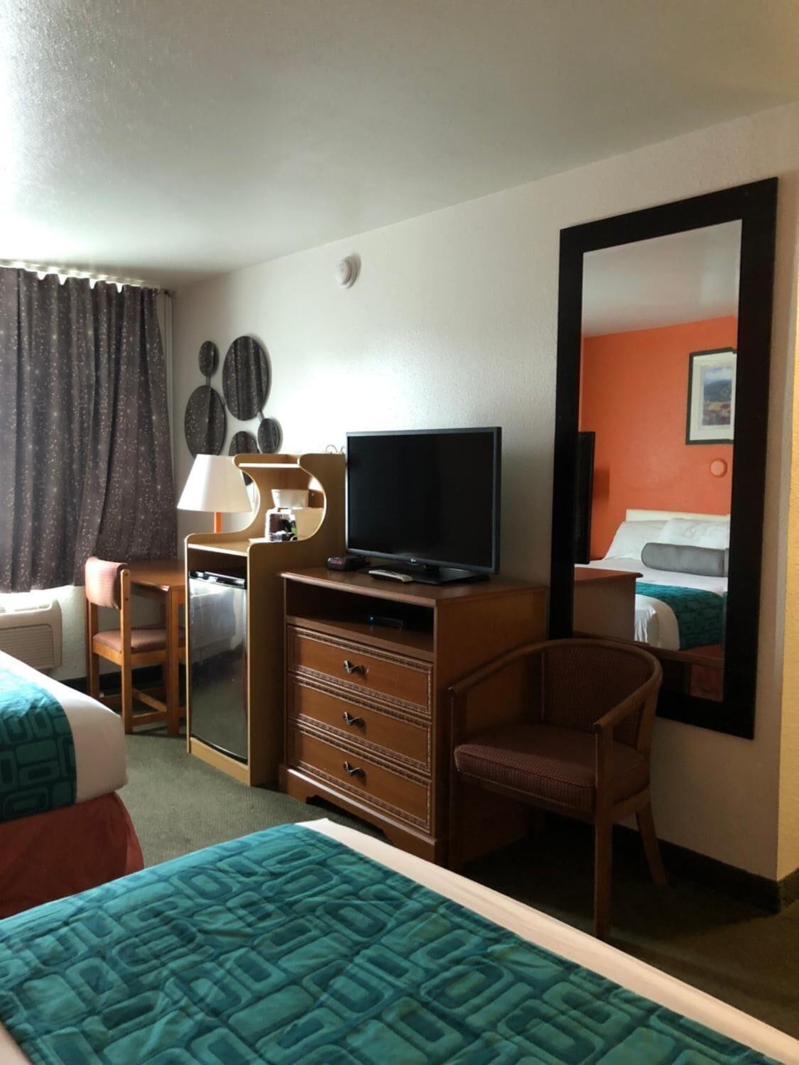 Howard Johnson By Wyndham Motel