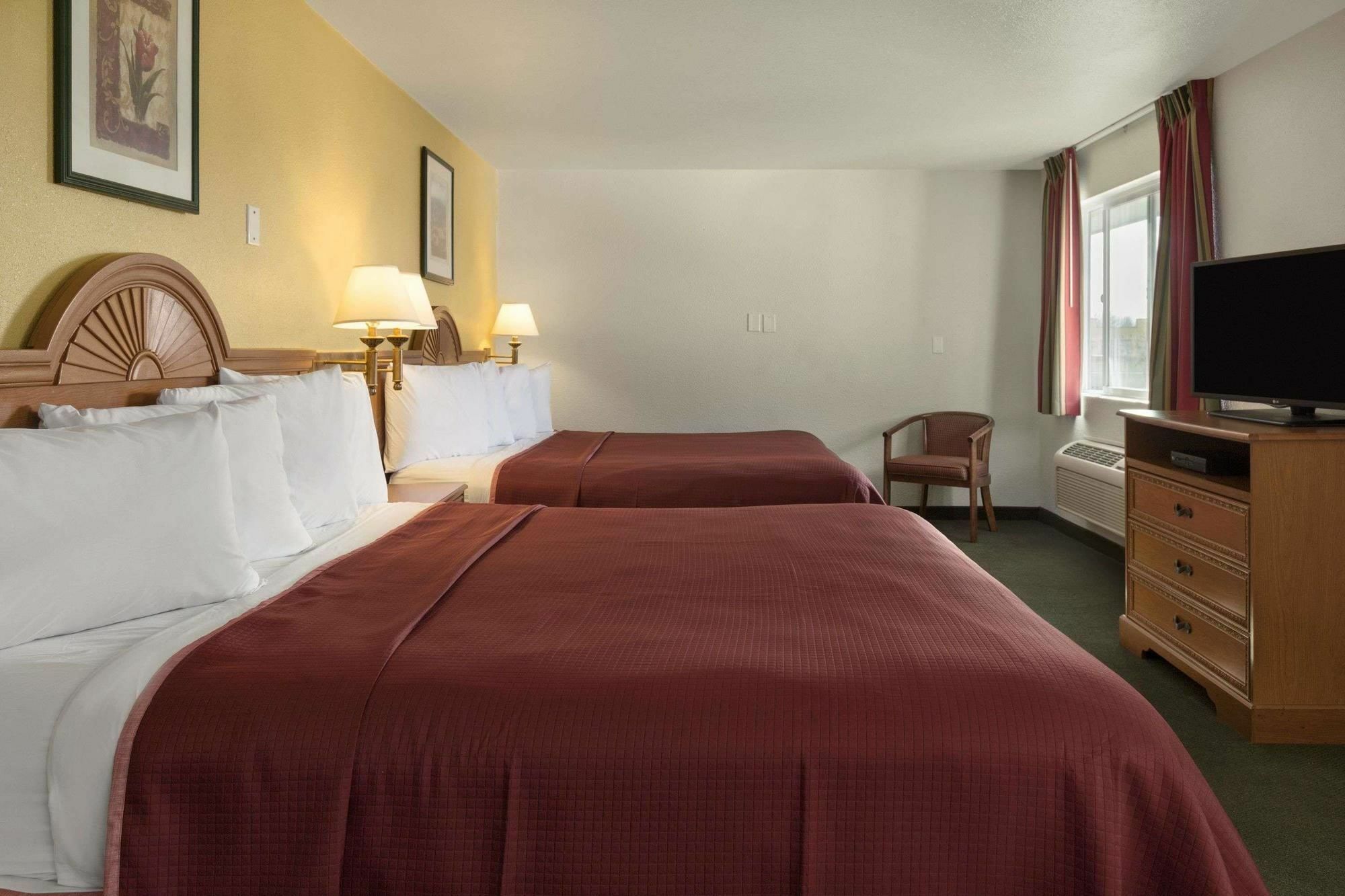 Howard Johnson By Wyndham Motel *